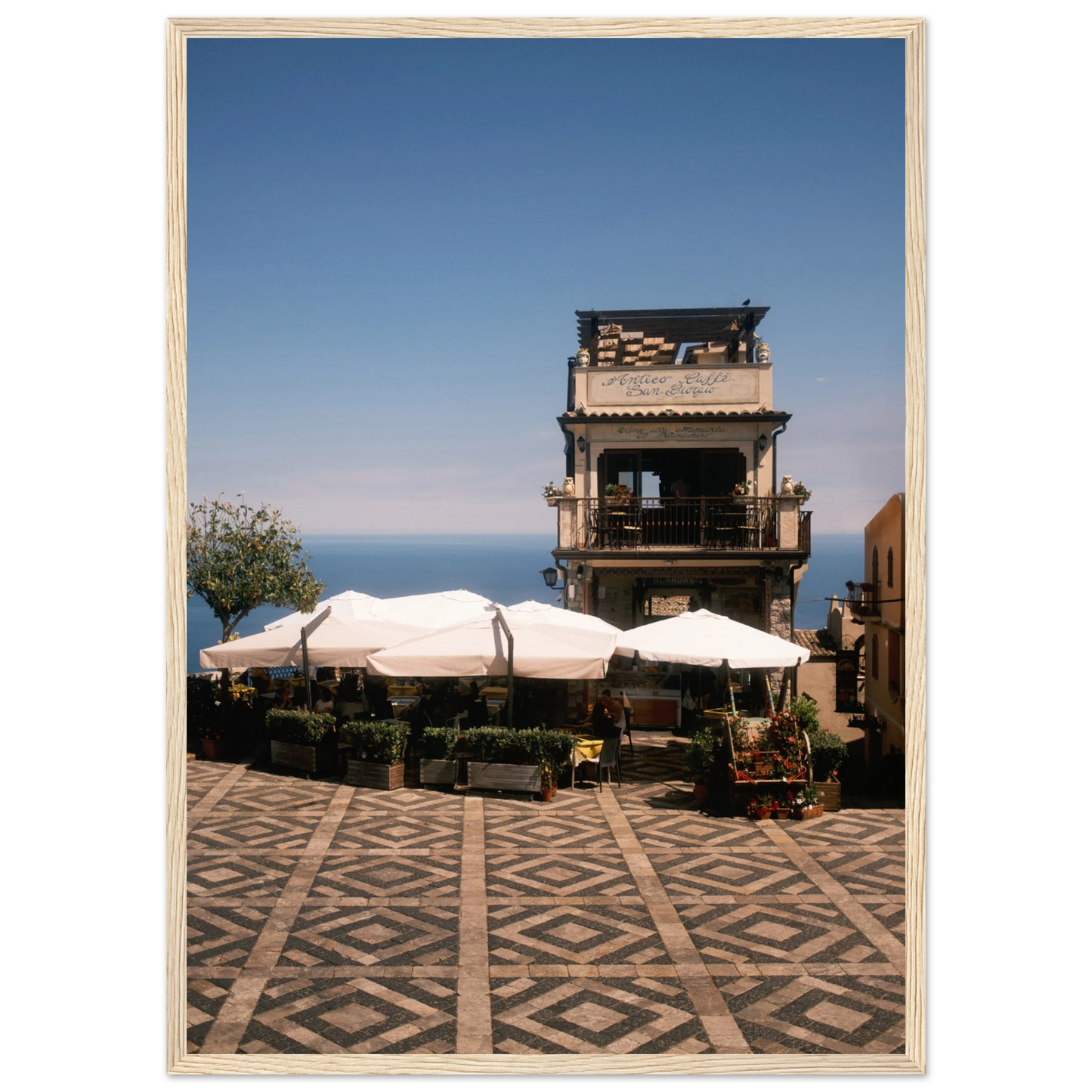 8054ca84-02d6-4259-a780-fa9486eaba0a