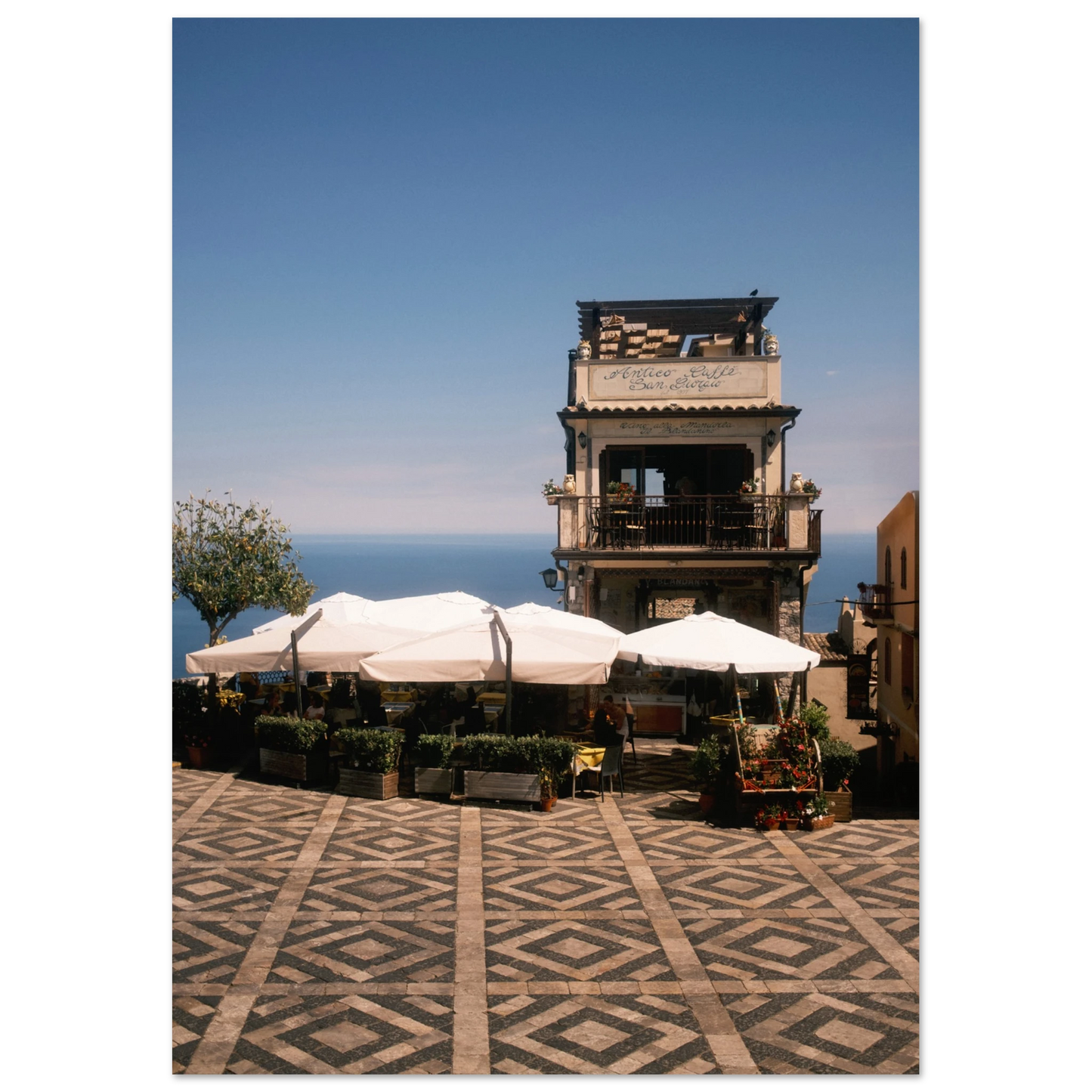 fdd36126-eebd-4c64-bcd9-2c5dc93905d5